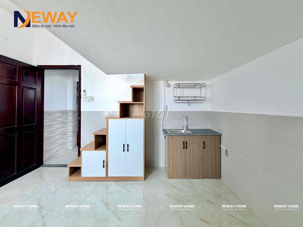 New room - there's a sky window - the air machine's near the fourth quarter of the