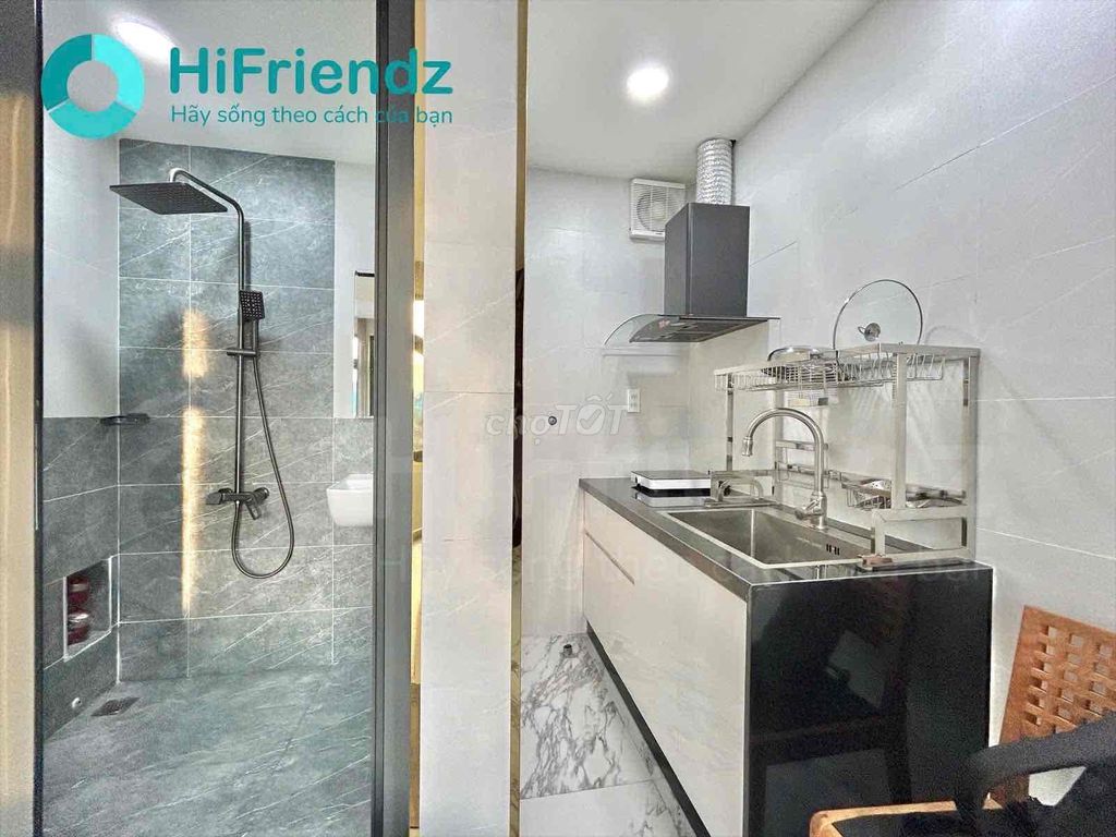 Rent a studio suite full of advanced furniture - to expose the area of 10