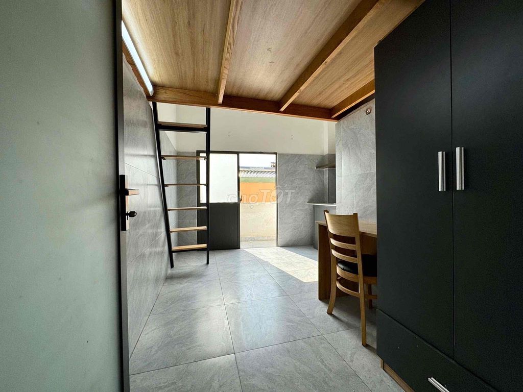 apartments in two or three comfortable people near the University of Soh, vlu -- close to the park.