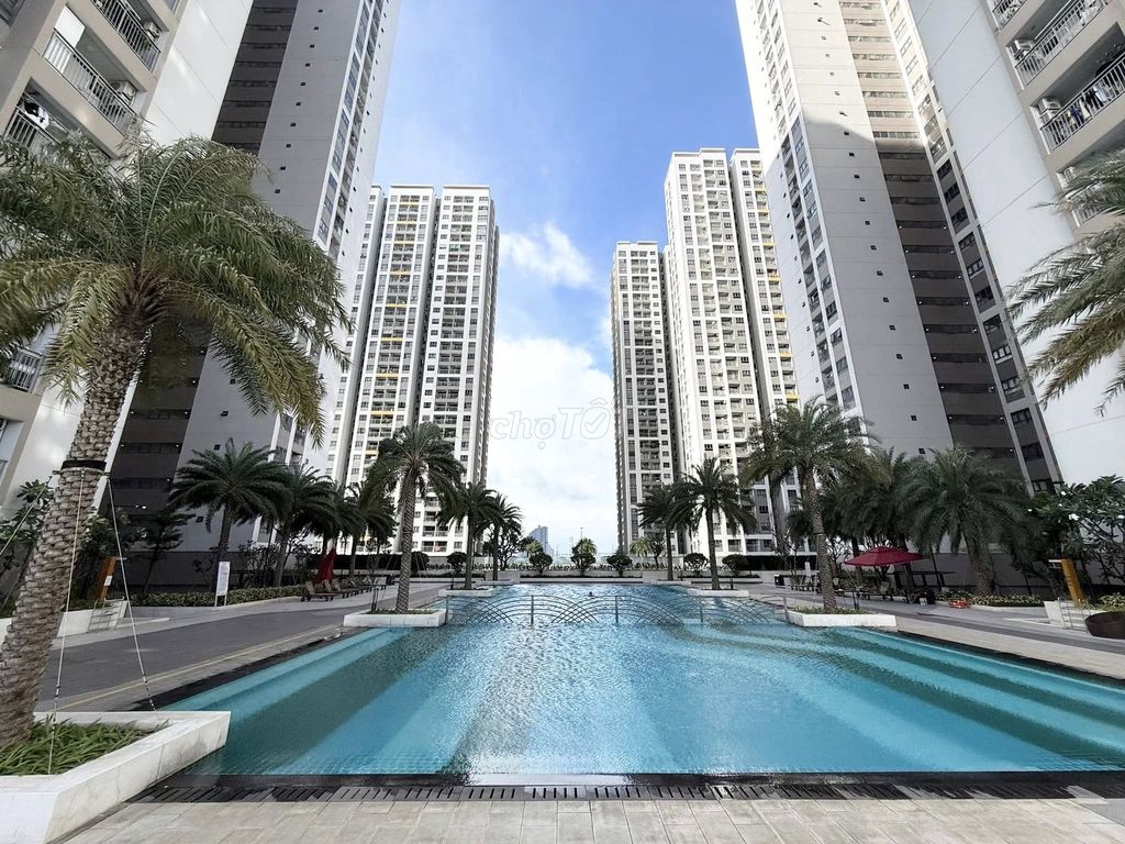 We'll rent a bedroom. 53 M2 District 7 riverside near the full interior of 9 million beautiful houses.