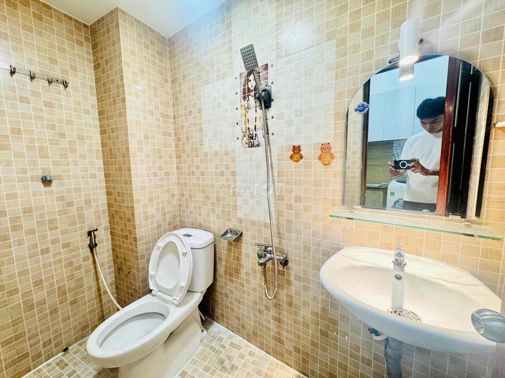 Rent the kitchen room separate style vintage full interior right out of the sky