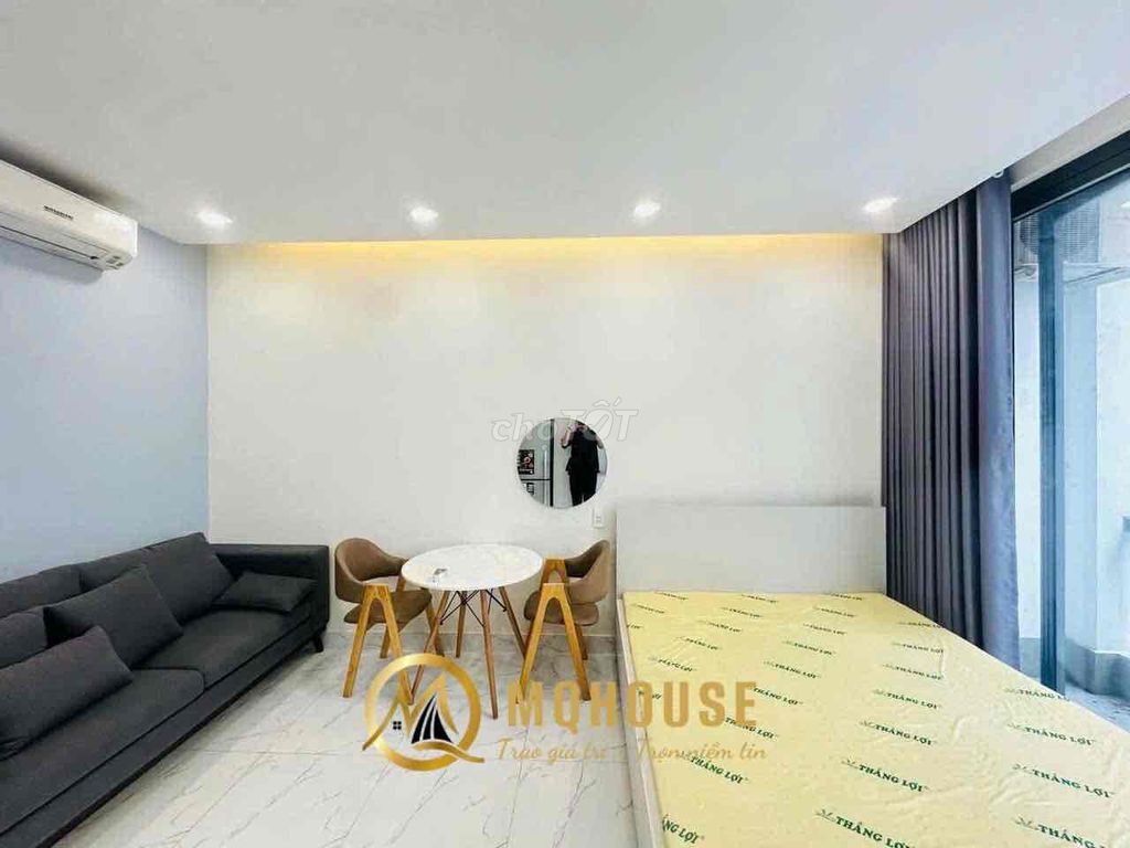 Rent Studio Parks' Box near Marrey Mart District 7