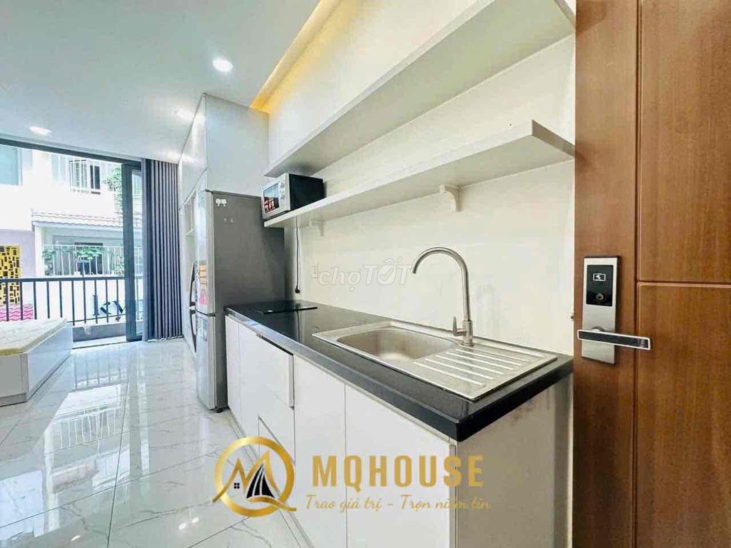 Rent Studio Parks' Box near Marrey Mart District 7