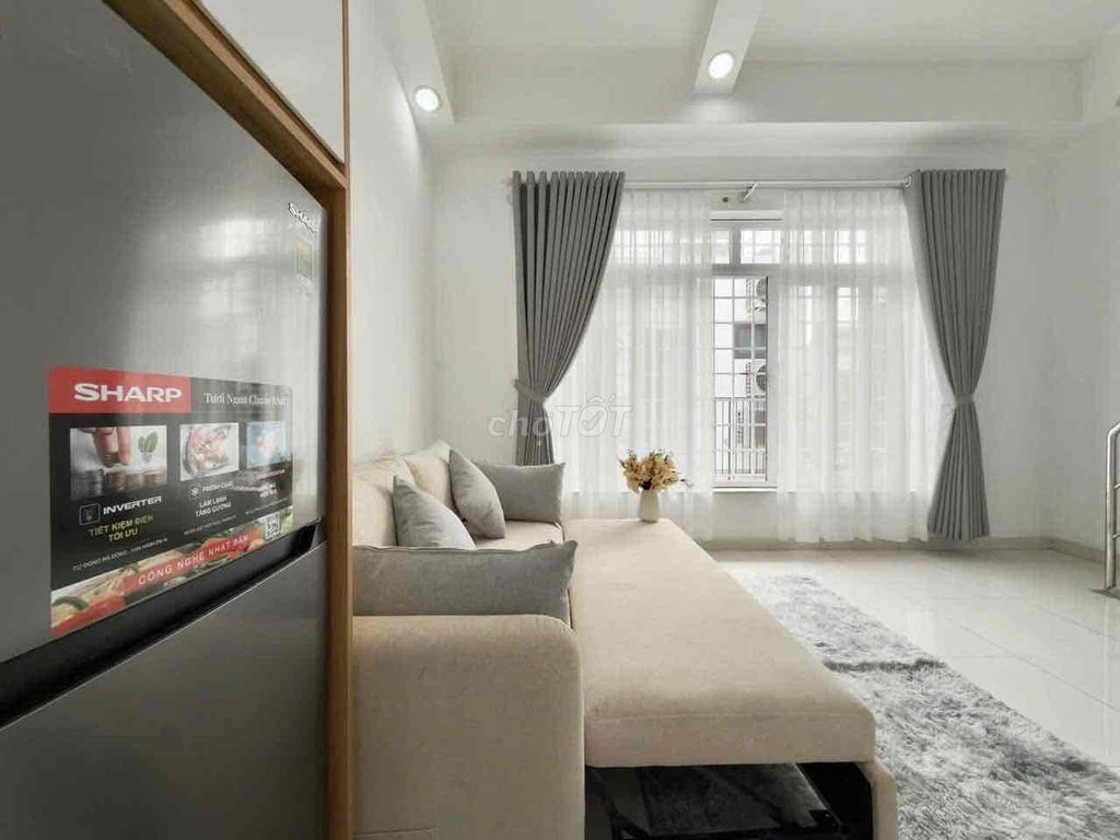 open the cool balcony service apartment