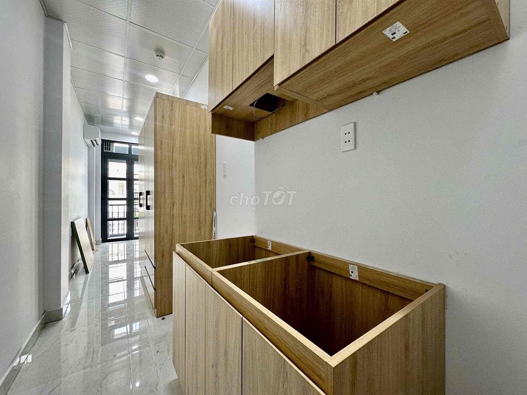 Hire the Studio City Department of Public Affairs near Tet, tadtu District 7