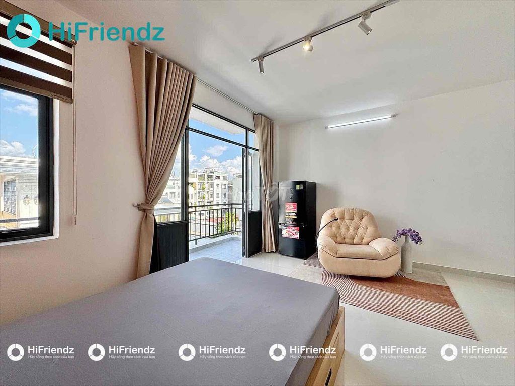 Rent the full elevator studio at the bottom of số 1 Street.