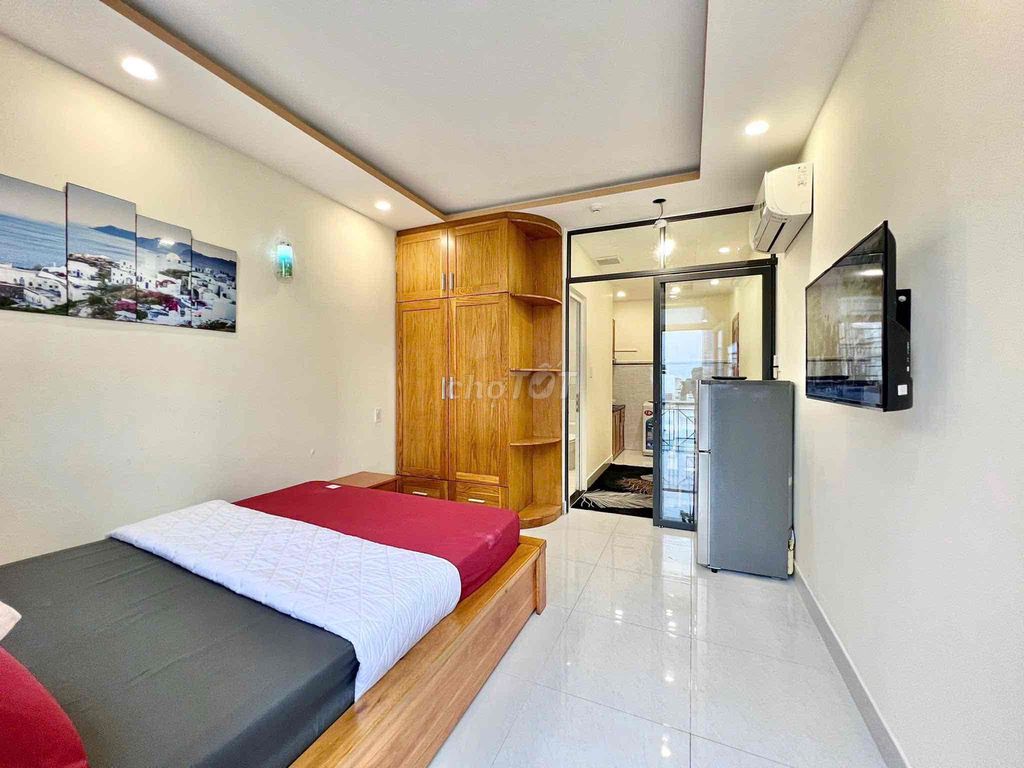 Rent a kitchen bedroom - a Lê Văn Sỹ elevator balcony 3