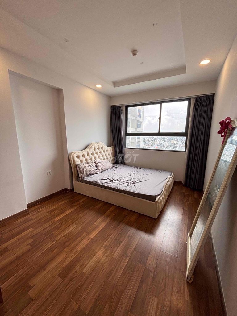 Rent The Pegasuite flat full section District 8 2 bedroom 75 meters view pool