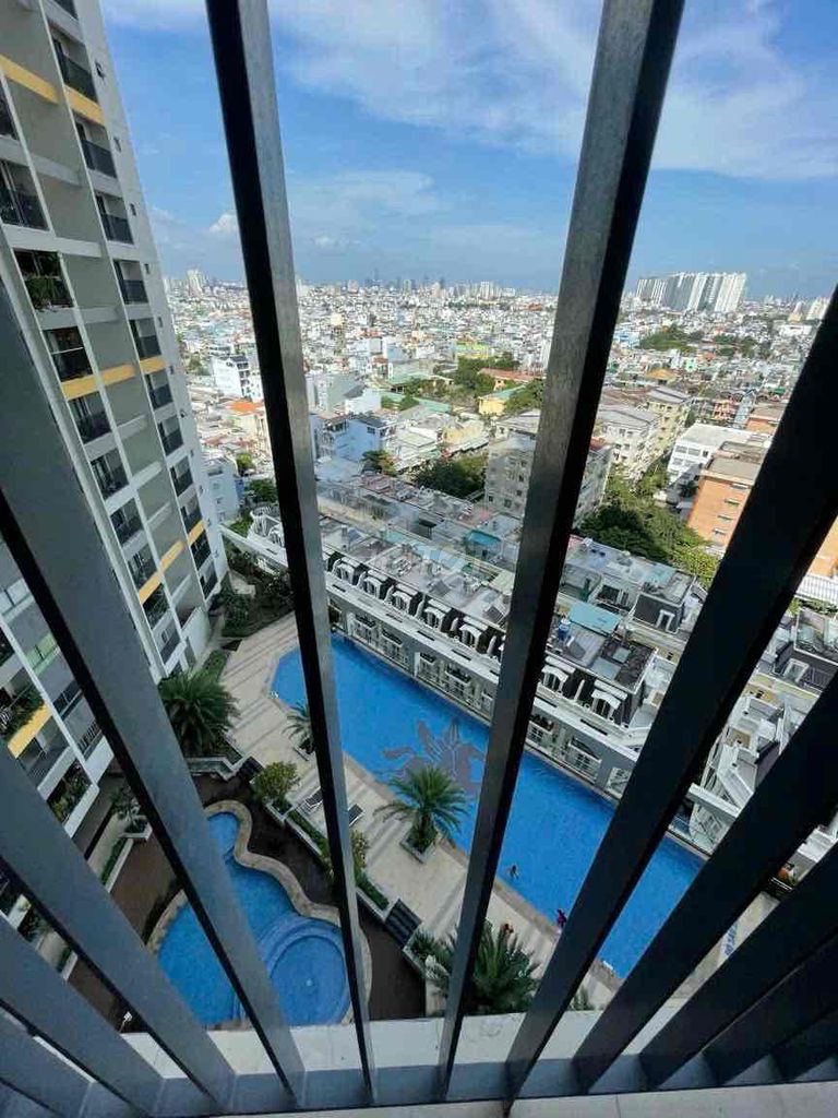 Rent The Pegasuite flat full section District 8 2 bedroom 75 meters view pool