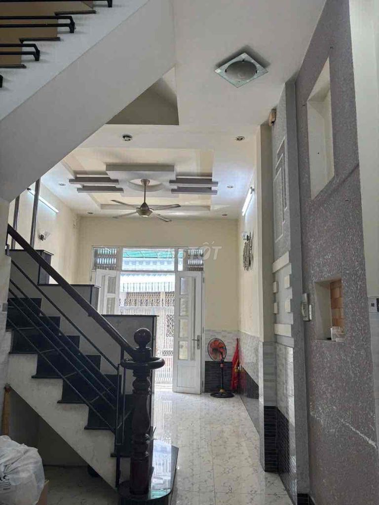 Inway 1 Hồng Lạc area (3.8 x12 m) 1 million - 2 stories