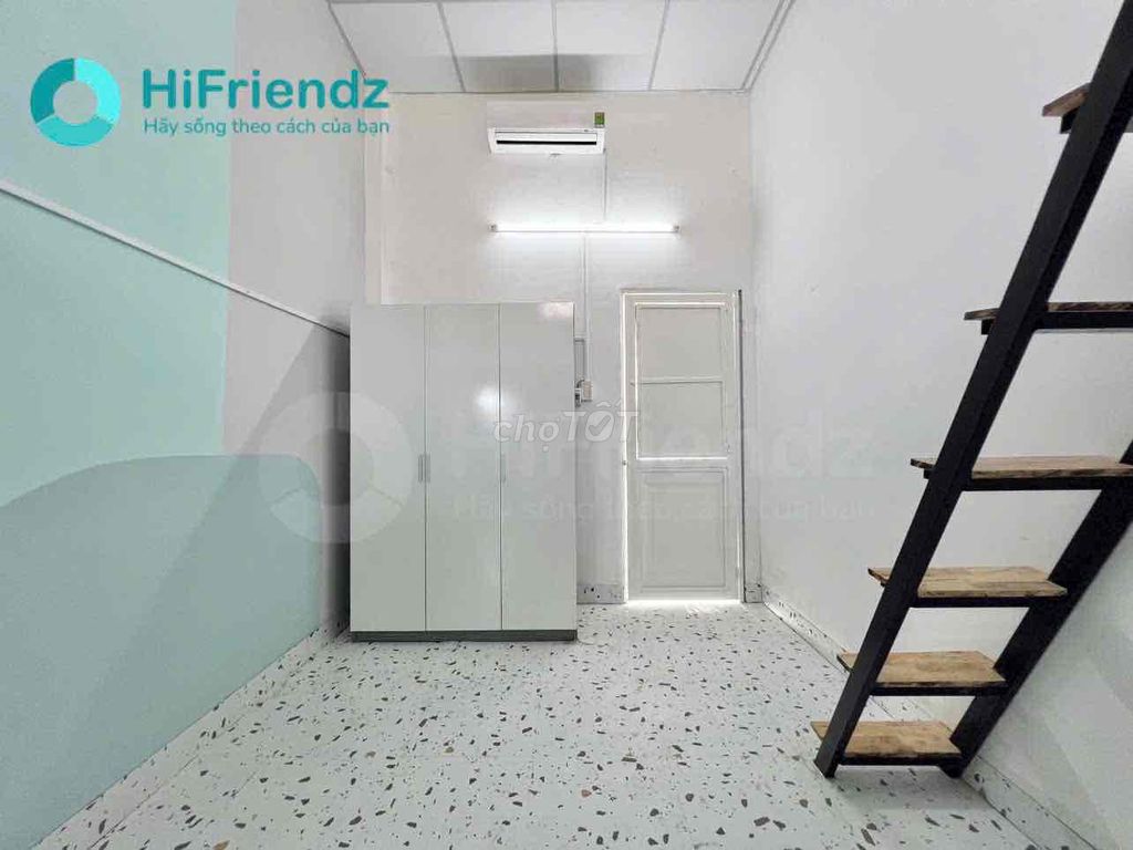 2M high guard rent student Trần Não right at University gtvt