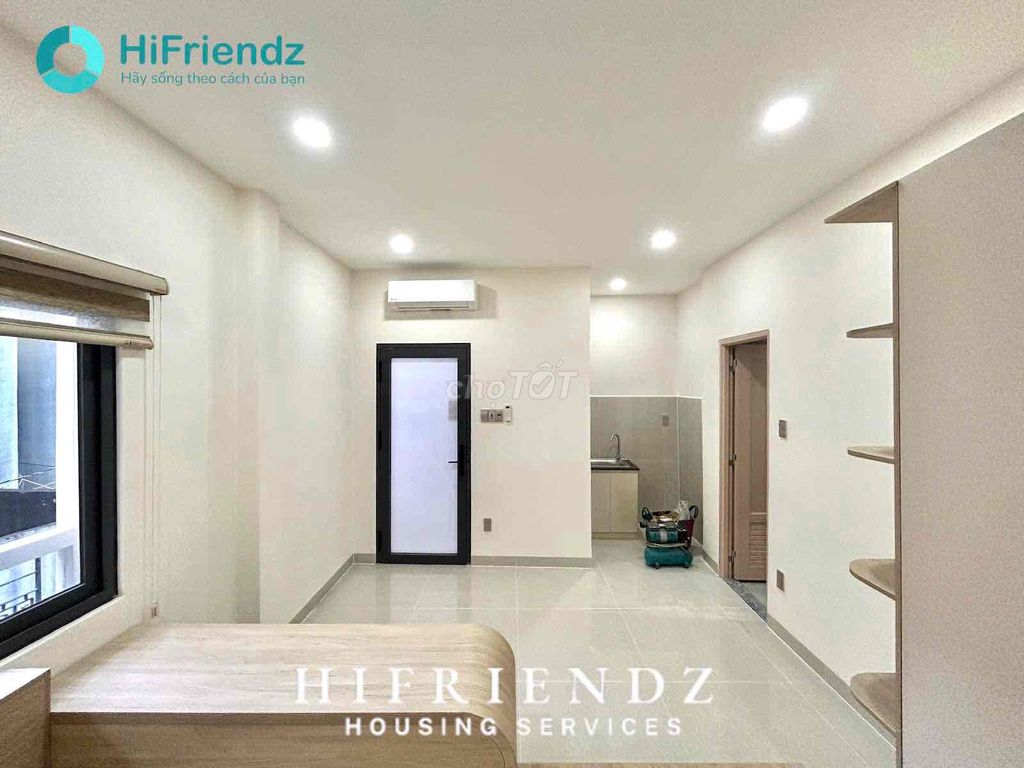 Tell Zhang of many rooms in the high-end mini apartment, the Board of Desk.