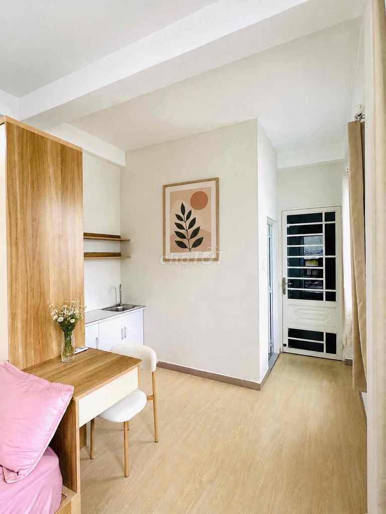 Rent a new built balcony with interiors, Trương hán siêu.