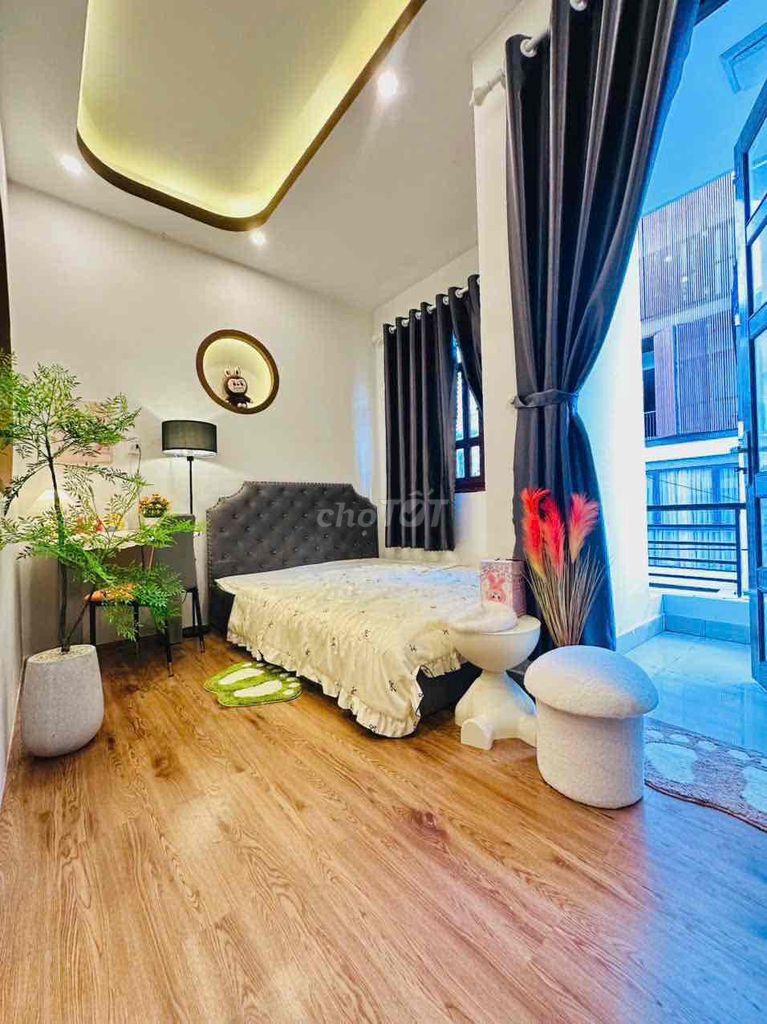 Room service 1 bedroom 1 pb 40 meters 2 right here in the private machine factory