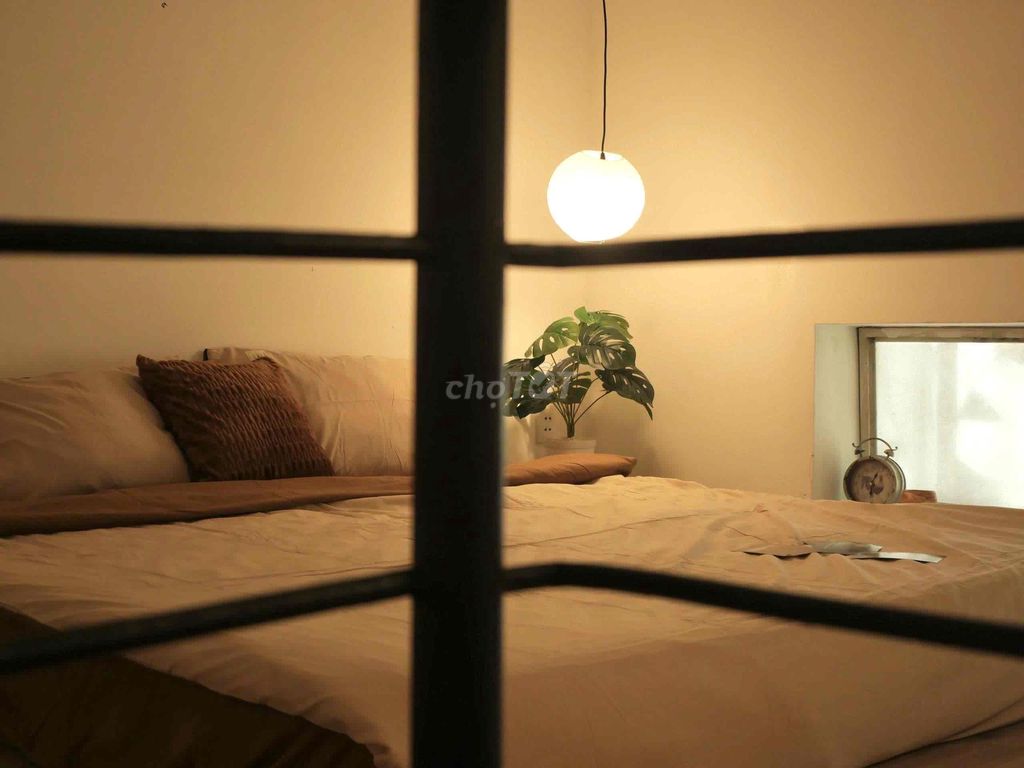A Nguyễn Thị Minh Khai bedroom, 1–60 M2, just 13 million a month.