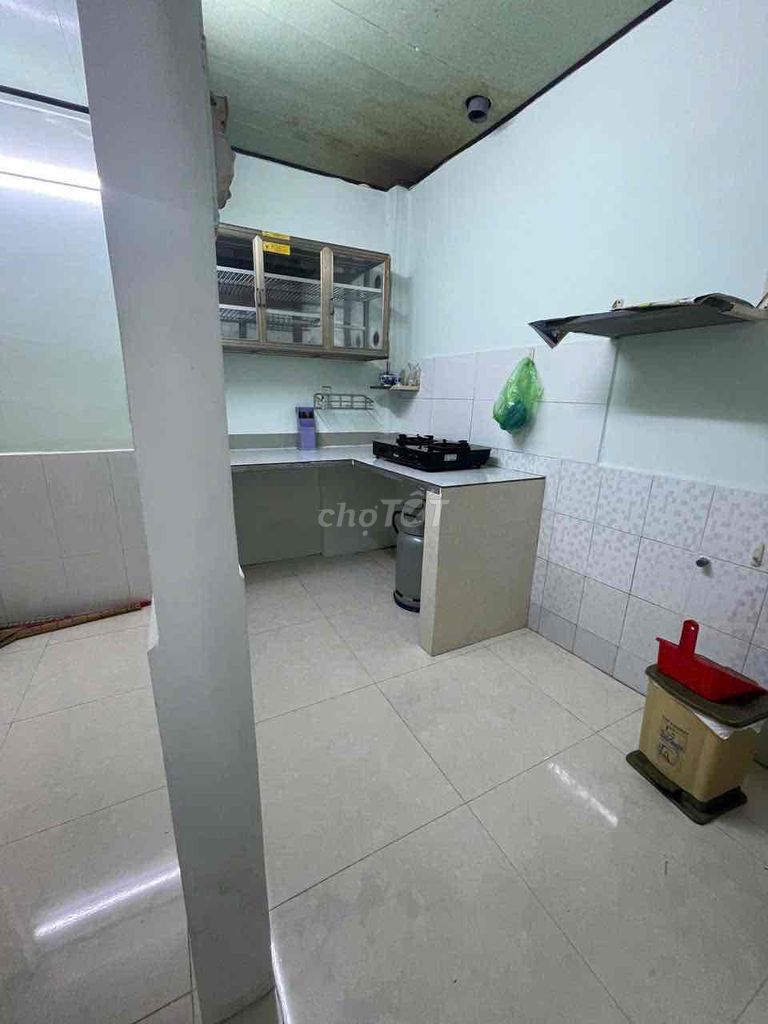 Rent 1 st floor - Nguyễn Trọng Tuyển, Funky