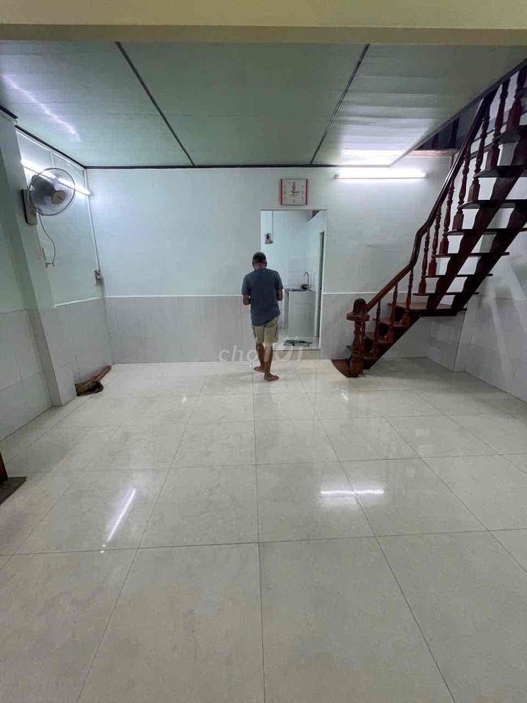Rent 1 st floor - Nguyễn Trọng Tuyển, Funky
