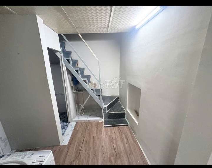 Rents for purely negotiated prices