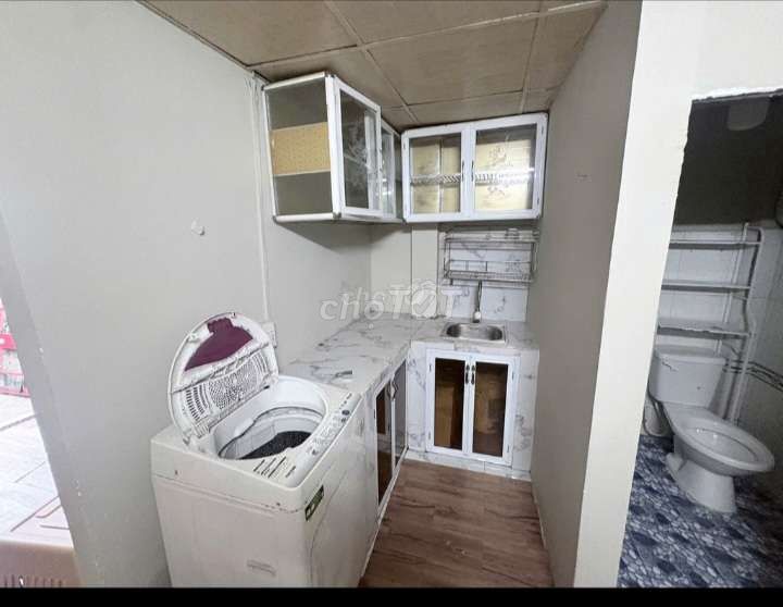 Rents for purely negotiated prices