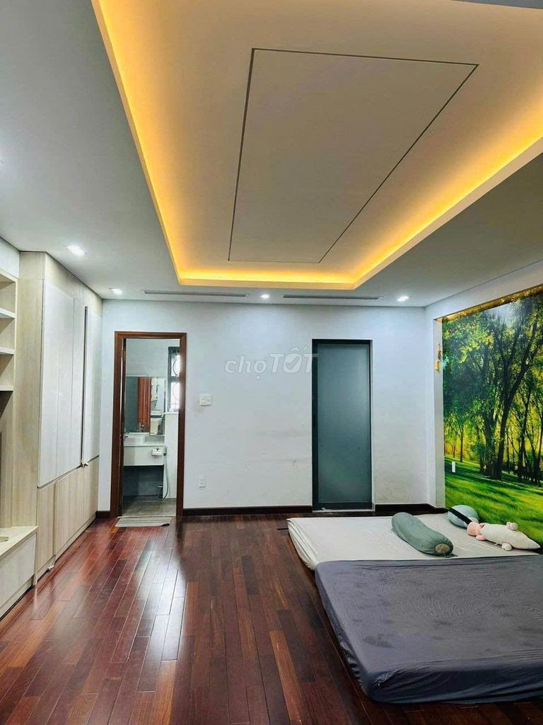 Need to rent a house 1 77 B Kênh Tân Hóa P.Phú Trung Q.Tân Phú