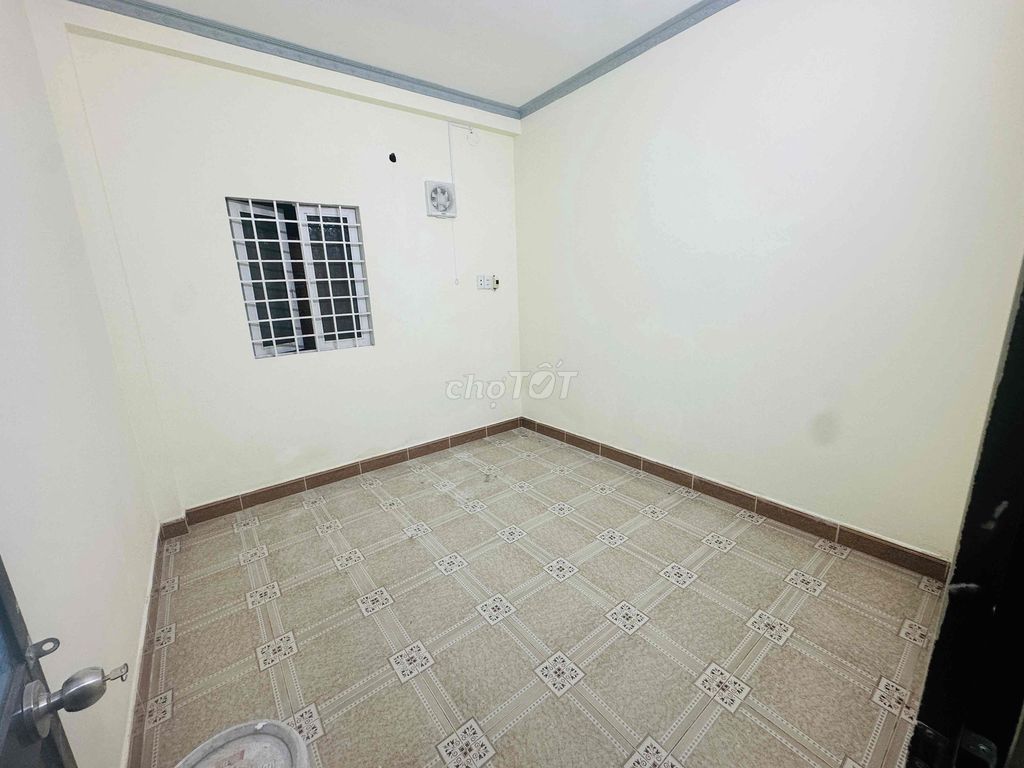 Rent a Thống Nhất-7-711 11 Gò Vấp 5 meters 17 meters 3 bedroom 2 bathrooms with a ground room