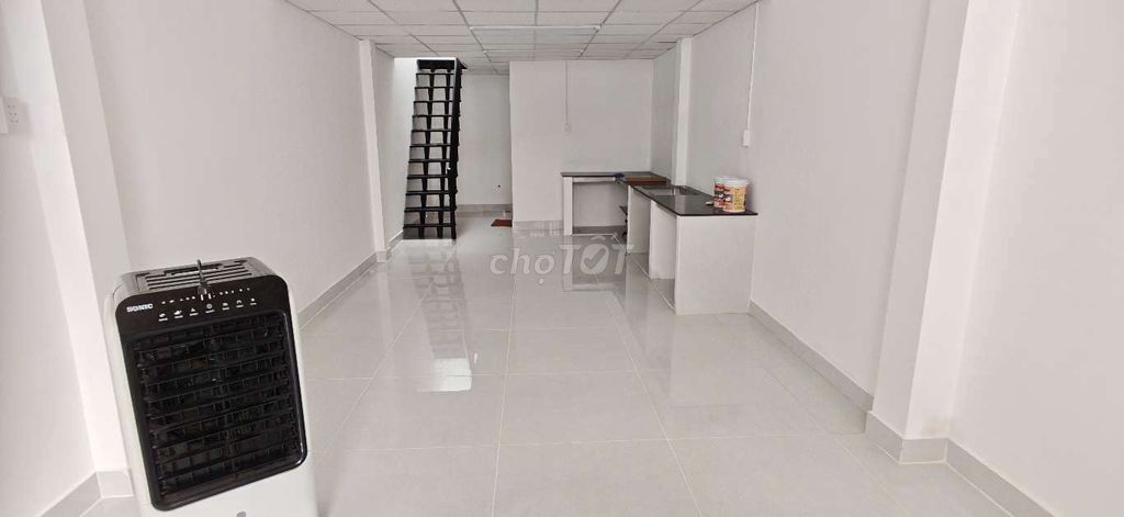 New guard house, near huflit & bx Ant - 6.5 million