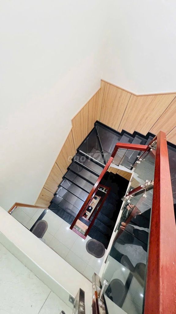 Rent a three-story Tân Chánh Hiệp 3-3-7 p. Tân Chánh Hiệp District 12