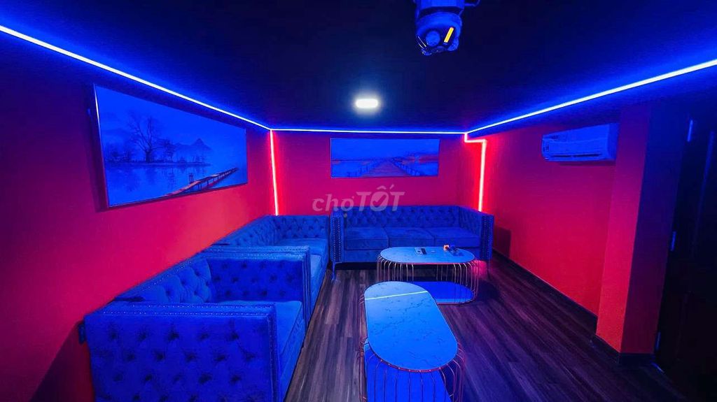 Classy villa 700 m2-- Bát Nàn, District 2.