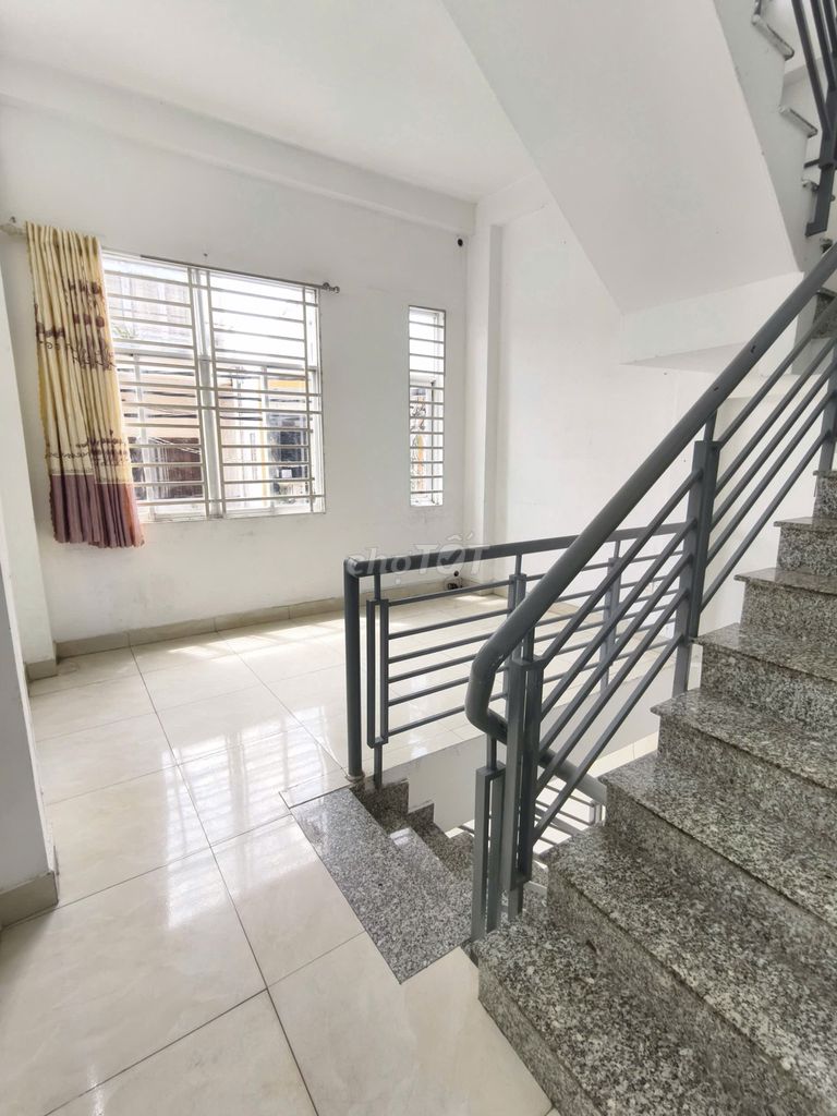 207 - Phạm Văn Bạch 4 X10 M 1. 2th floor 3 bedroom