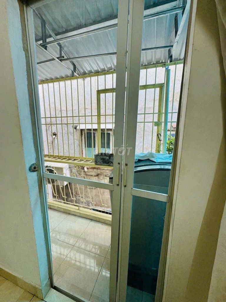 Rent the original two Bình Thạnh bedrooms, full interior, right in.