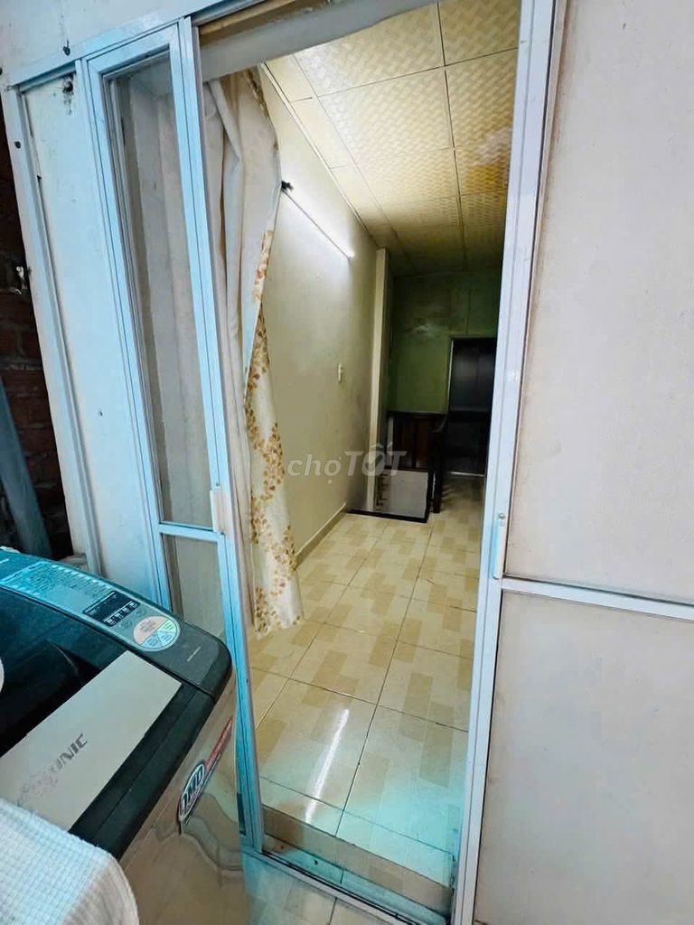 Rent the original two Bình Thạnh bedrooms, full interior, right in.