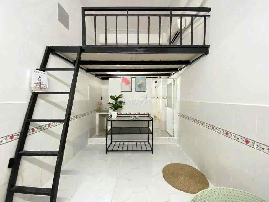 Internal Services apartment in Lê Văn Quới needs rent.