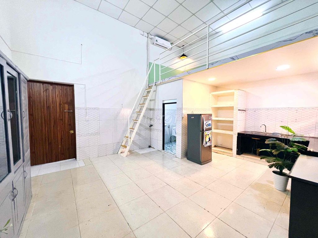 The ground apartment is 40 M2 wide, Kinh Dương Vương.
