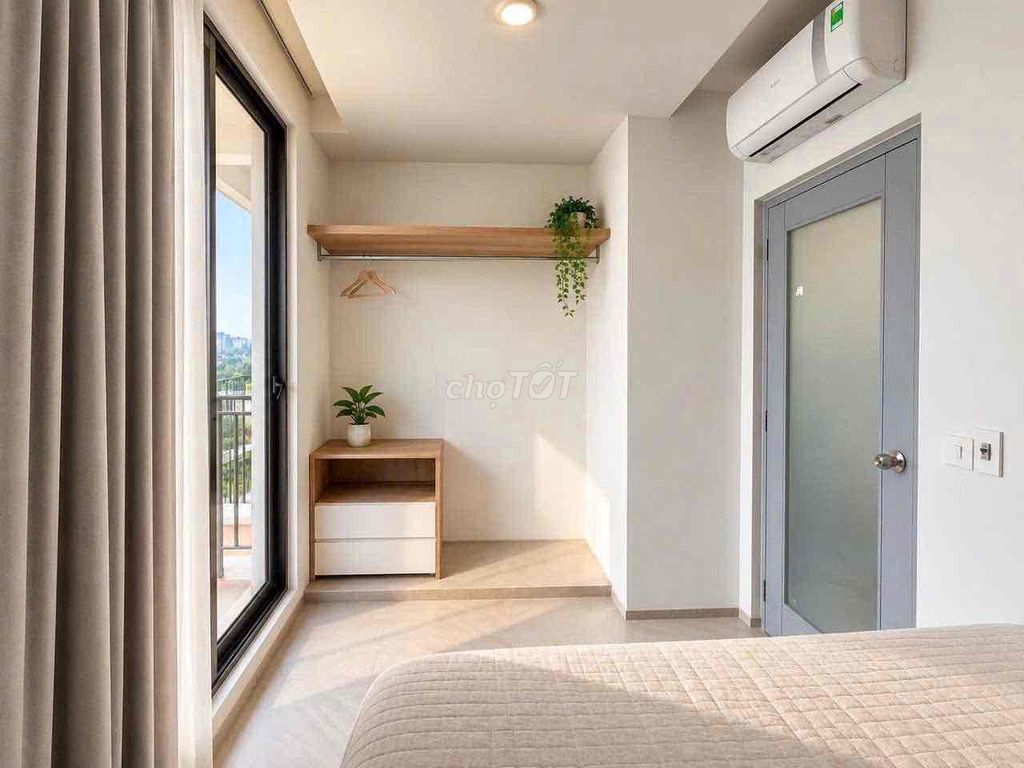 Rent the apartment. A modern interior bedroom downtown in 7th.