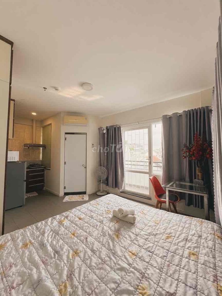 Rent the apartment. One bedroom.