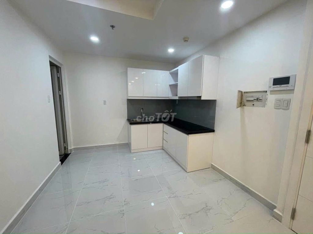 Rent Chung cư Phúc Yên, Tân Bình 3 bedrooms, Ko nội 84 meters 2 for 8 million a month.