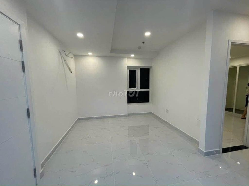 Rent Chung cư Phúc Yên, Tân Bình 3 bedrooms, Ko nội 84 meters 2 for 8 million a month.