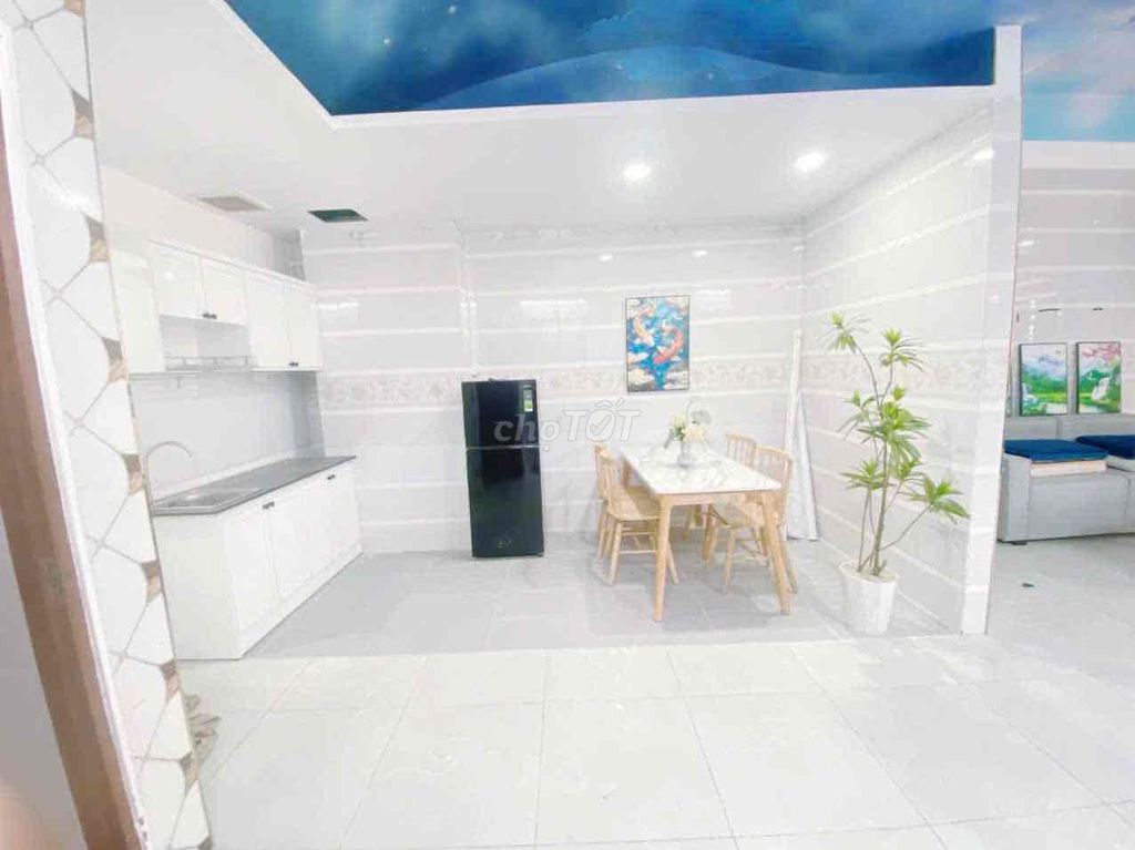 Room two service. One bedroom, pool in the room.