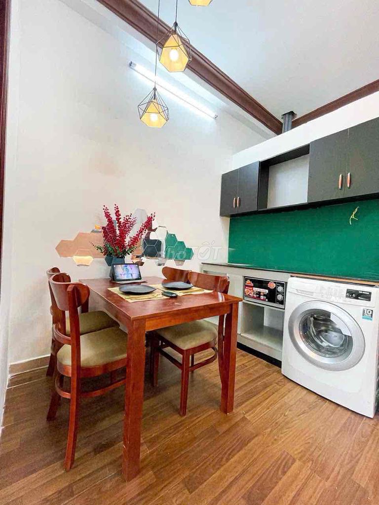 Two bedrooms. One bathroom. 55 meters. 10th floor.