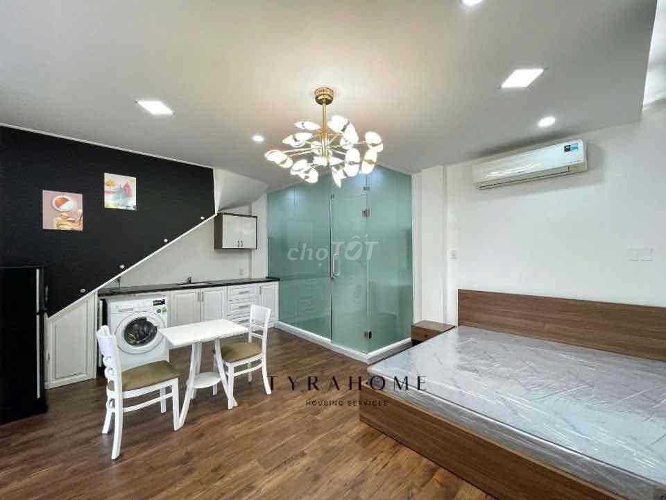 apartment one Trường Sa bordering District 3-- Full interior, private space.
