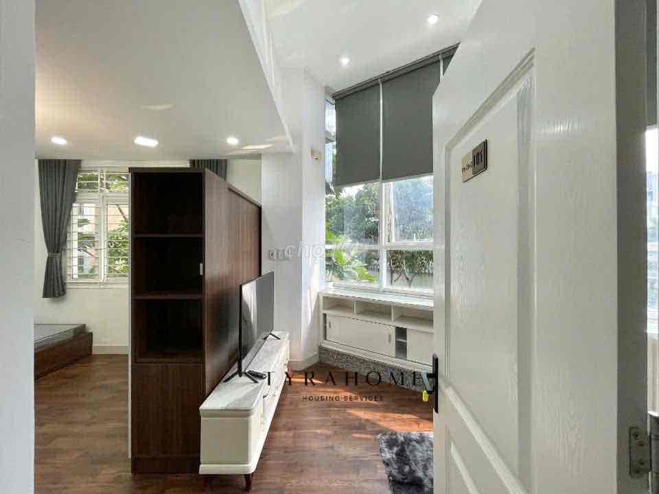 apartment one Trường Sa bordering District 3-- Full interior, private space.