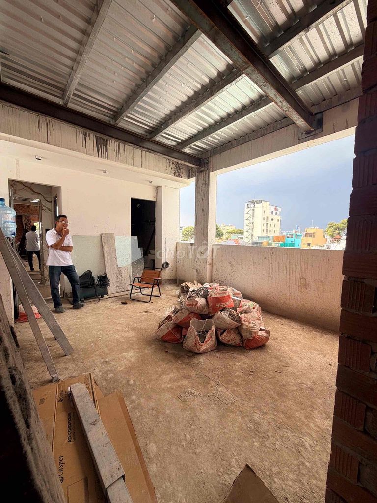 Rent Nguyễn Trãi, big market-- 2 bedrooms full of furniture,