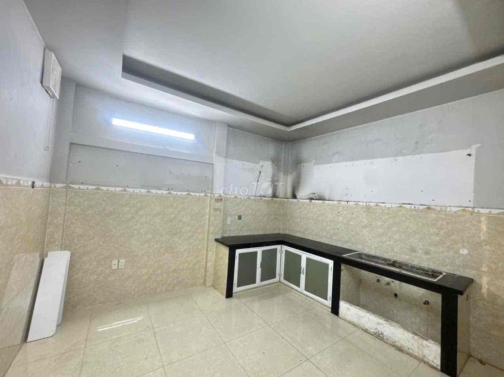The 60m2th floor garage Phan Huy Ích