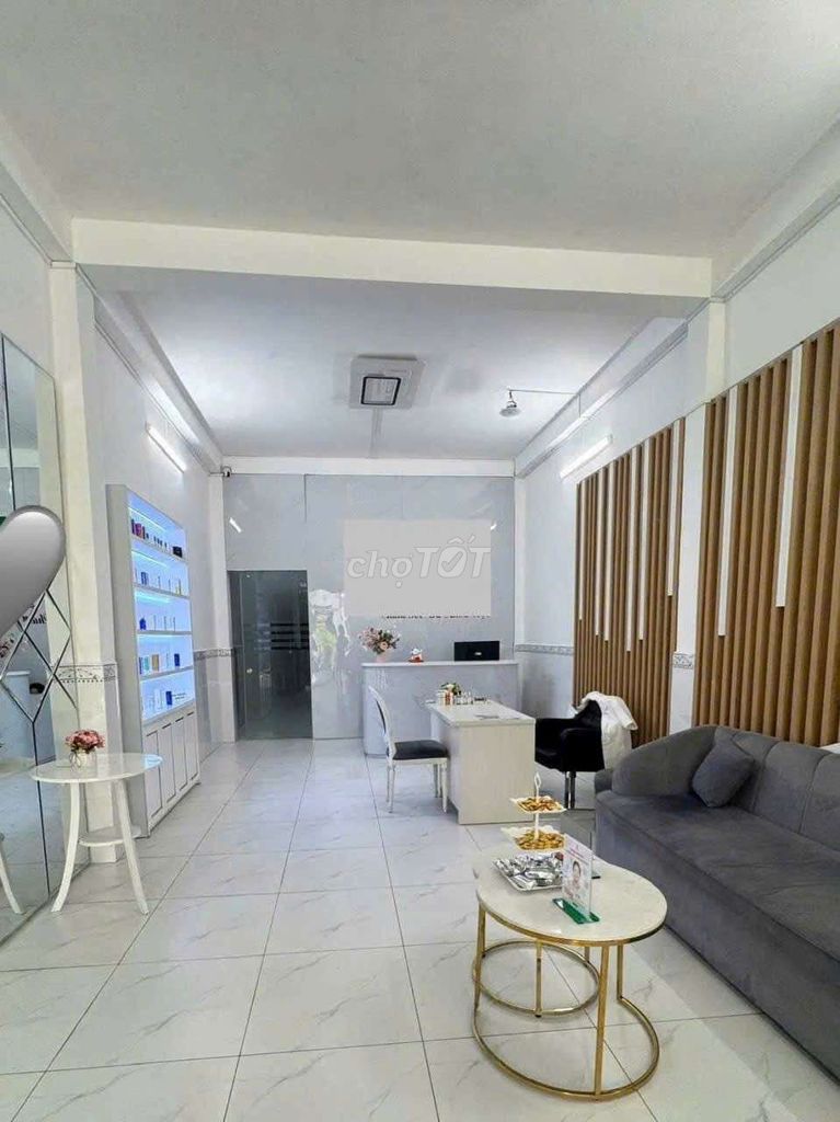 Đồng Nai 4 X15 M 2 floors of crash site