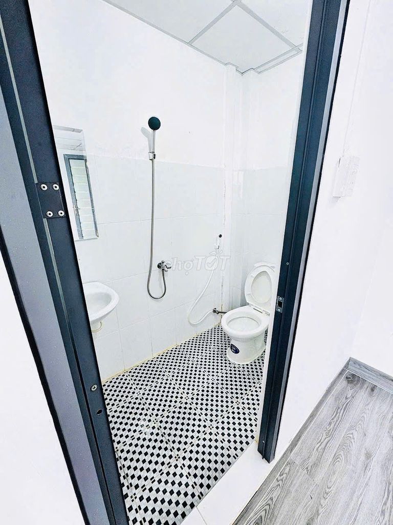 Rent room.