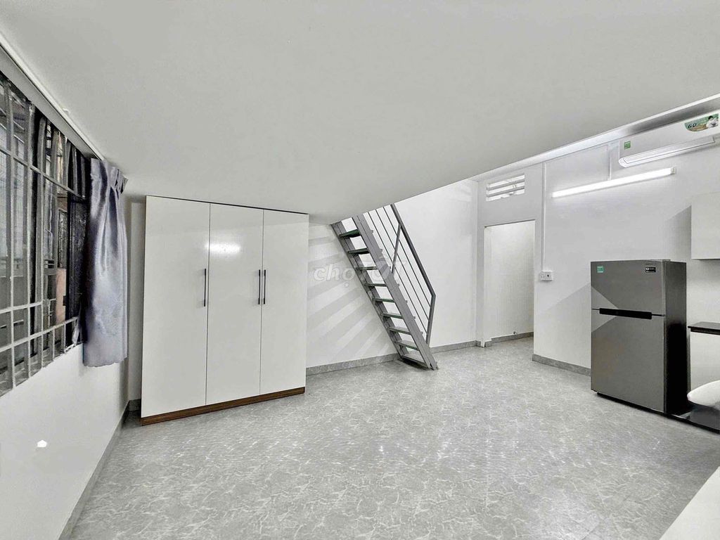 GREE room 40 meters wide, full full with beautiful white furniture K300 Cộng Hoà