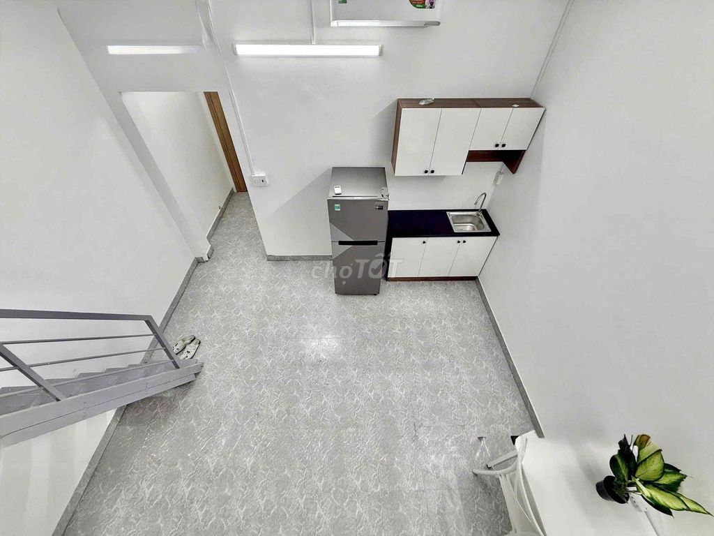 GREE room 40 meters wide, full full with beautiful white furniture K300 Cộng Hoà