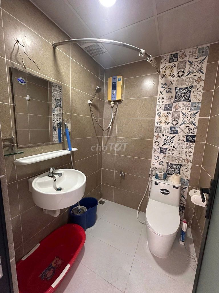 Rent a 3 p/c Carillon 2 Tân Phú apartment for 10 million a month.