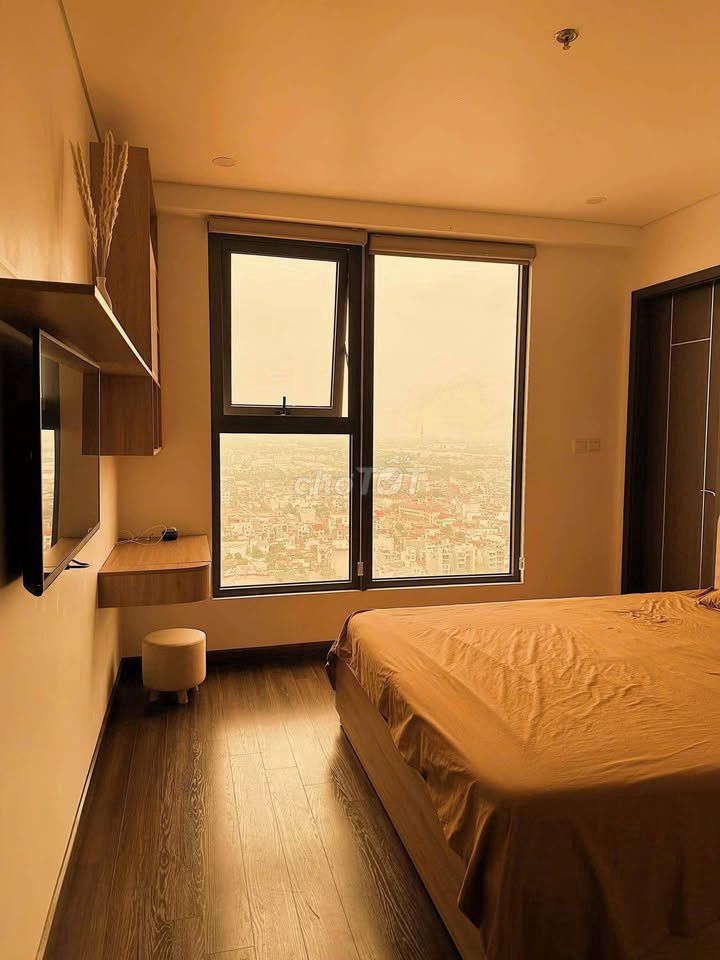Rent Wilton Tower, 71 H.M. 2 bedrooms 17 million/5th.