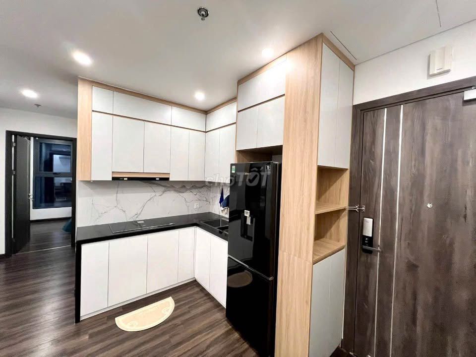 Rent Wilton Tower, 71 H.M. 2 bedrooms 17 million/5th.